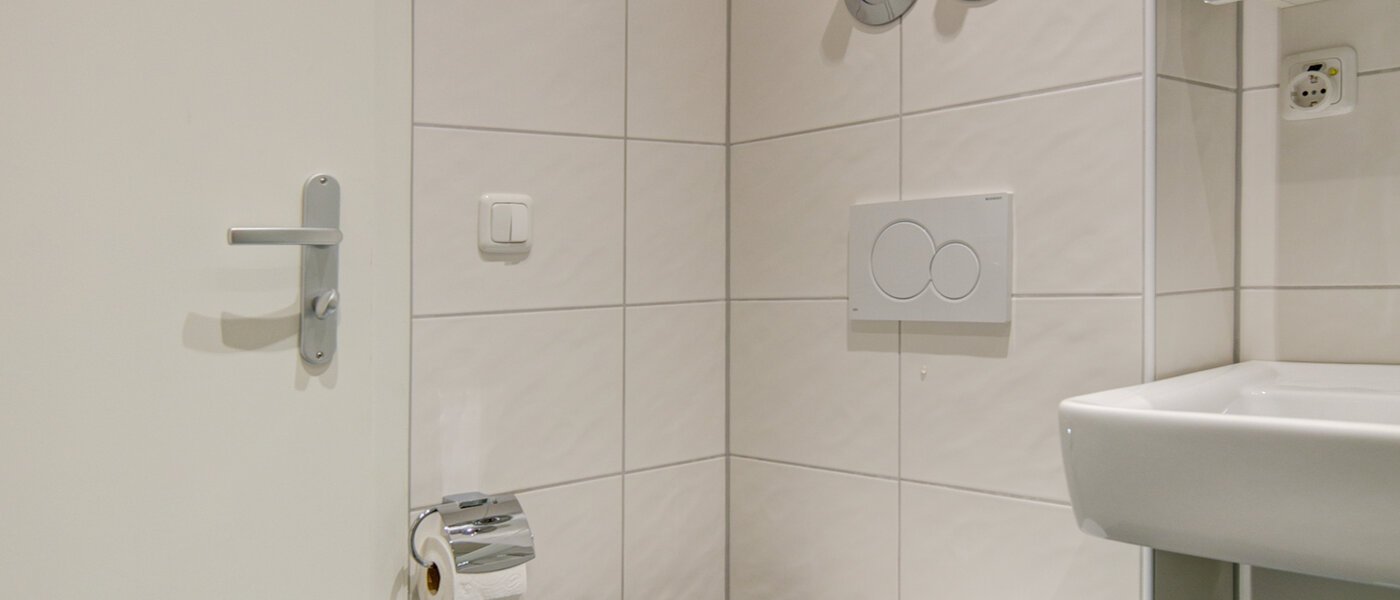 квартира München Obermenzing 04 ванная комната 9775