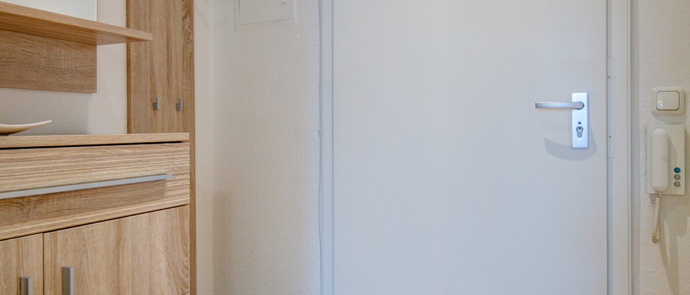 квартира München Obermenzing 02 коридор 9775