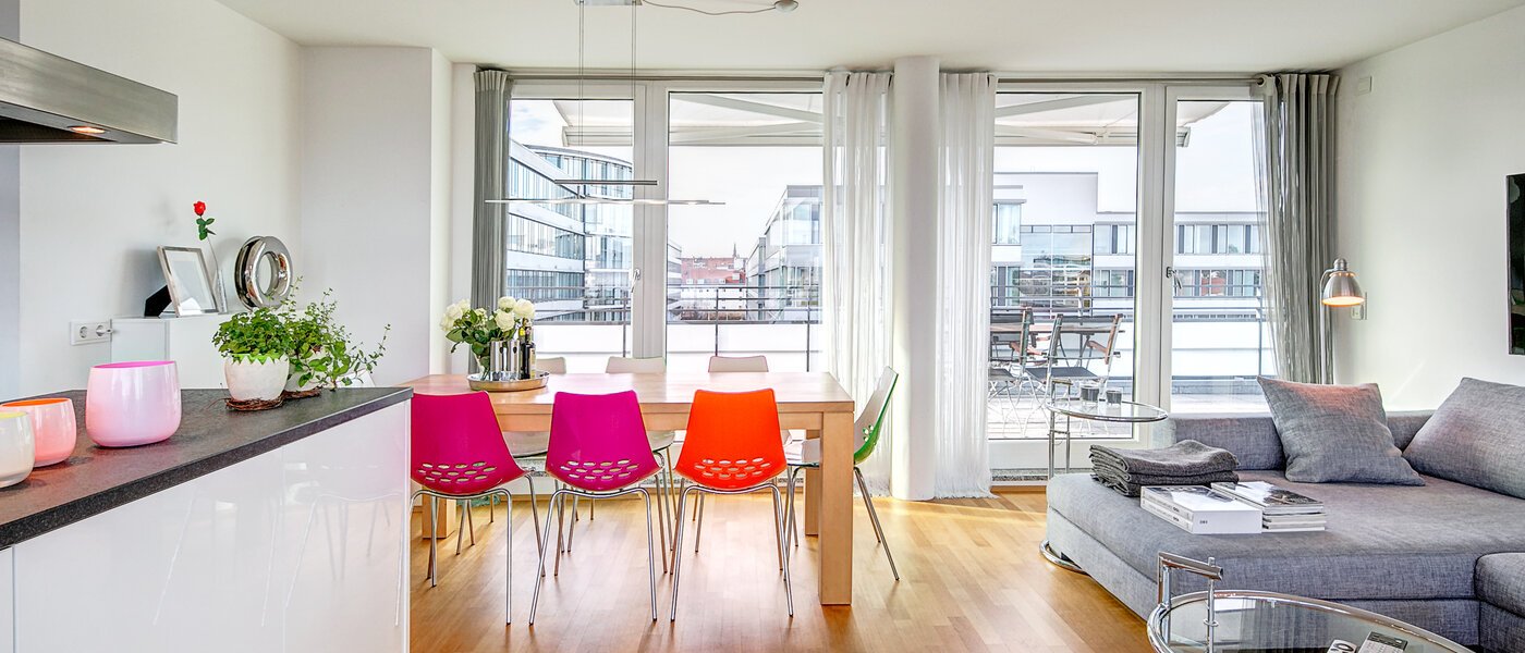 квартира-пентхаус München Obergiesing 01 гостиная 9778