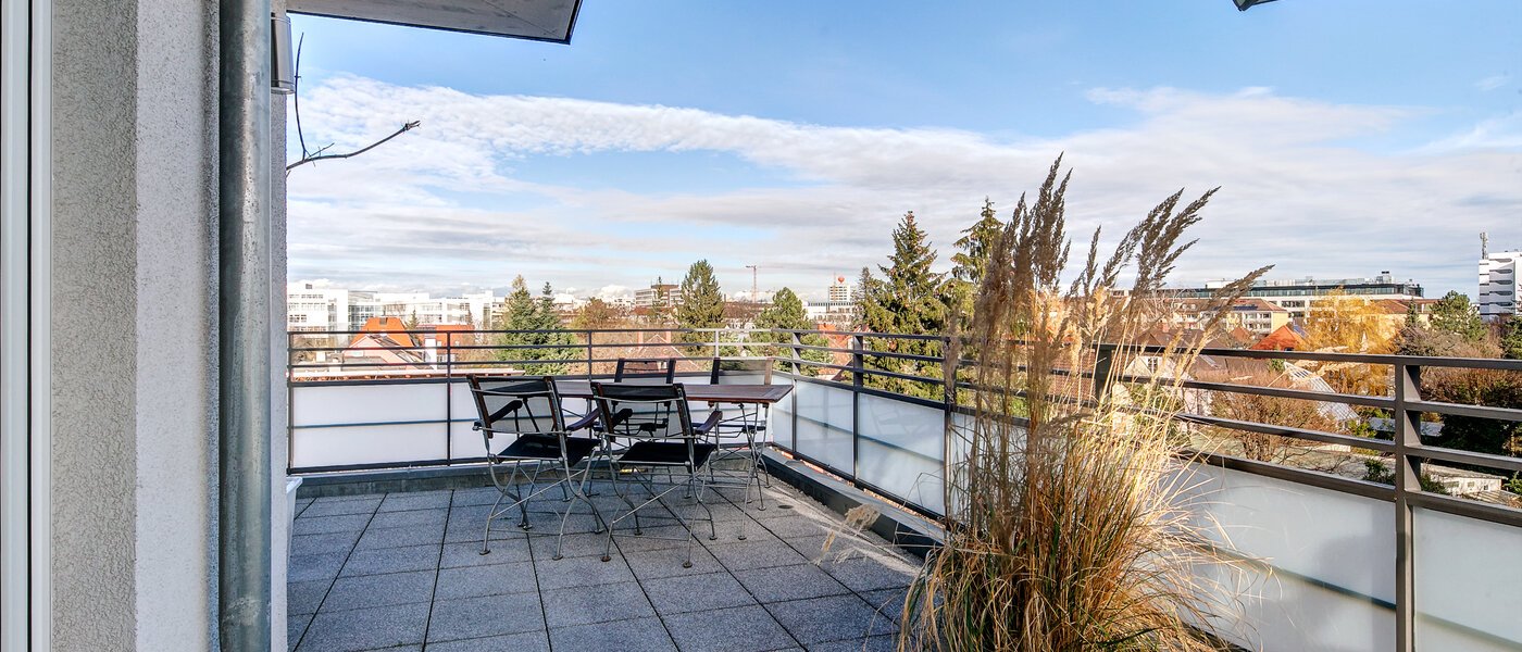 квартира-пентхаус München Obergiesing 04 терраса 9778