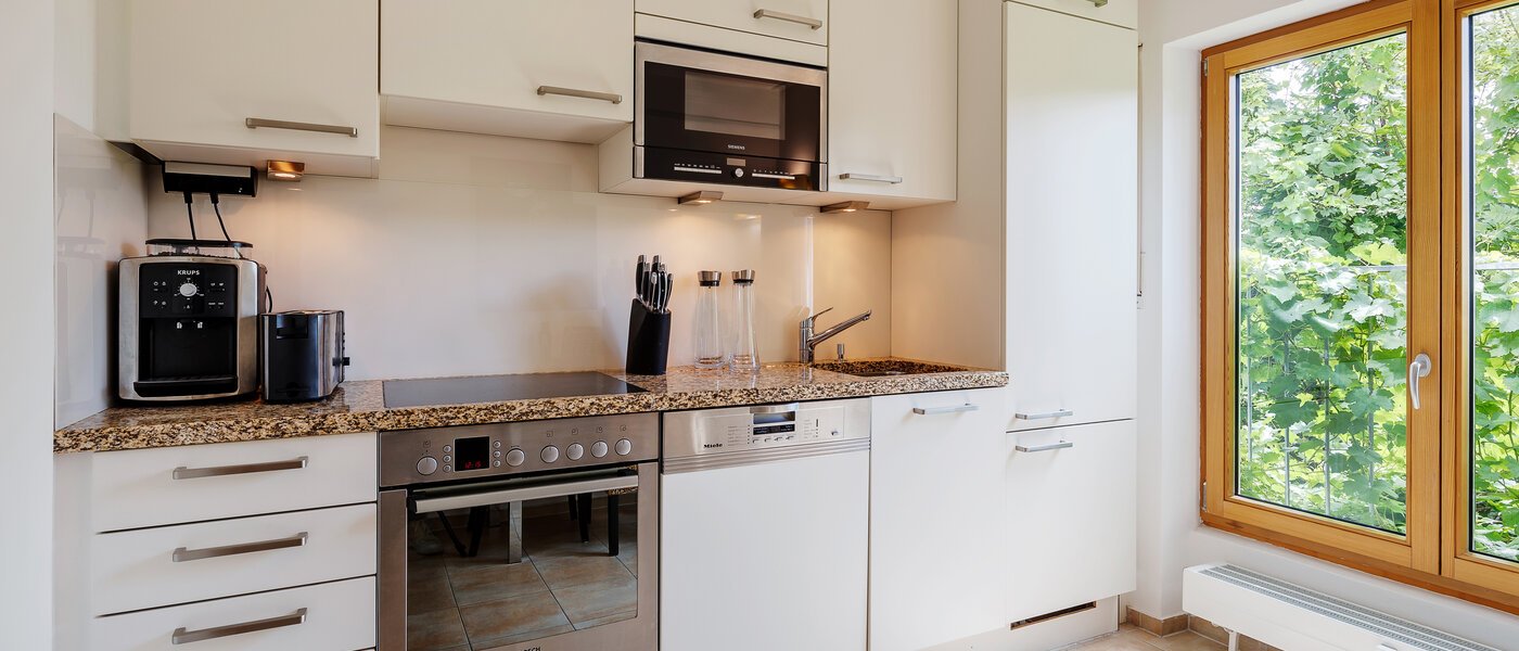 квартира München Berg am Laim 01 кухня 9783