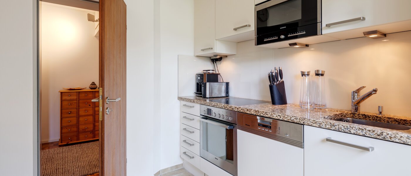 квартира München Berg am Laim 04 кухня 9783