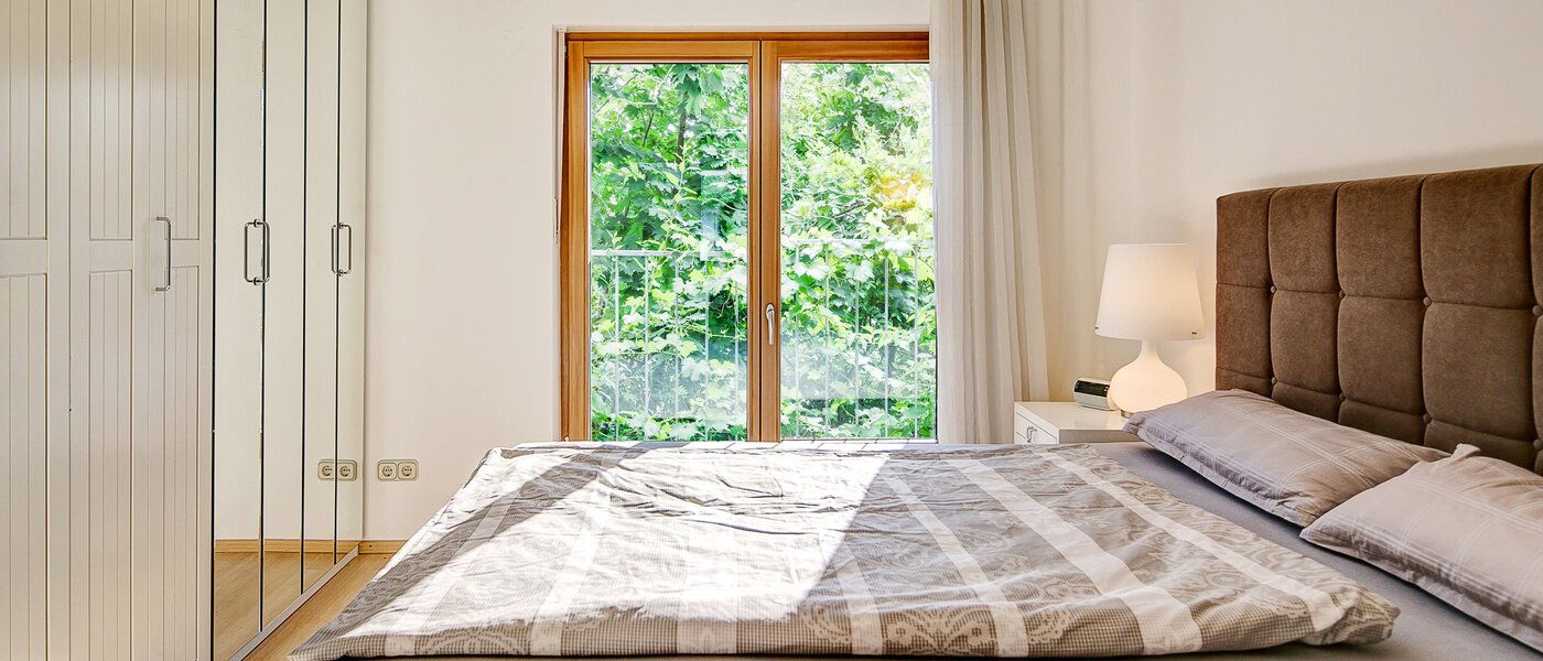 квартира München Berg am Laim 01 спальная комната 9783