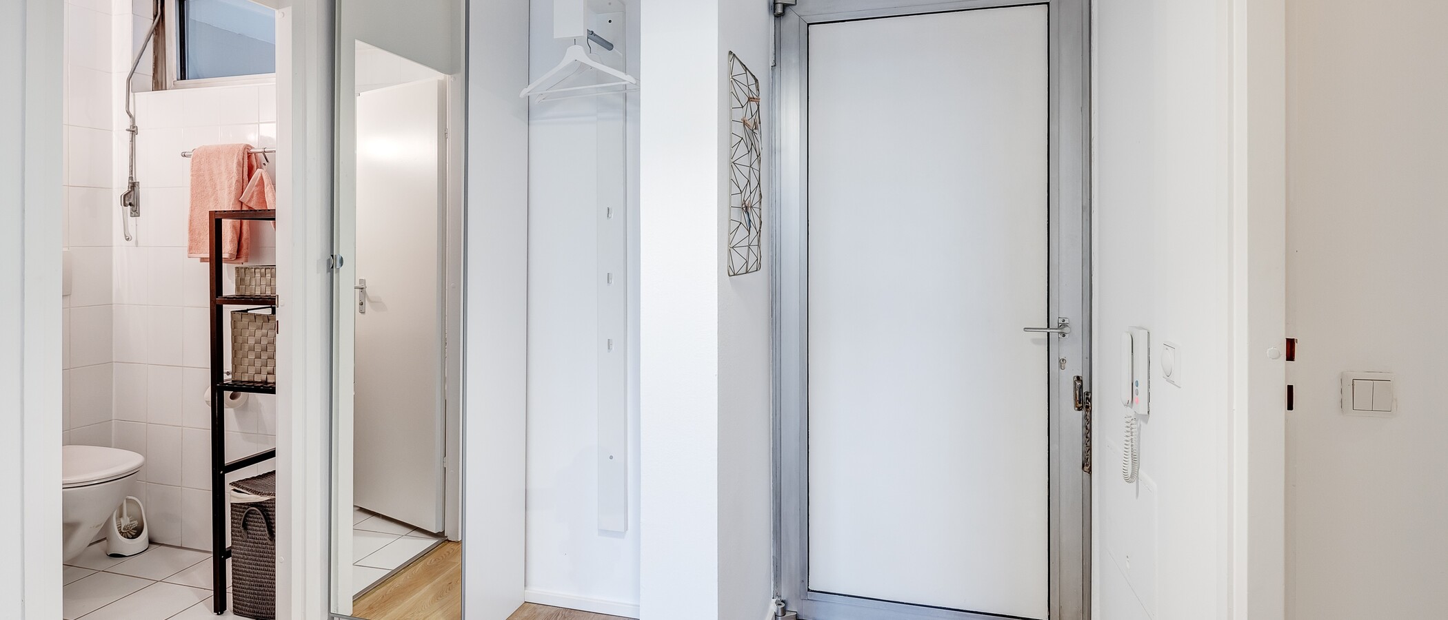 квартира München Schwabing-Nord (zw. Leopoldstraße & Englischen Garten) 03 коридор 9789