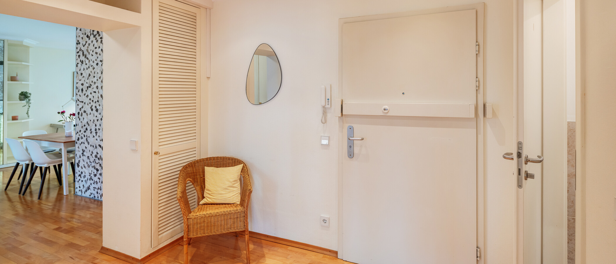 квартира München Maxvorstadt 03 коридор 9792