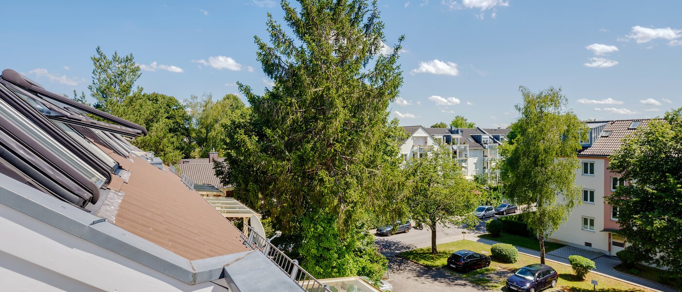 мансардная квартира München Untermenzing 03 вид из окна 9794