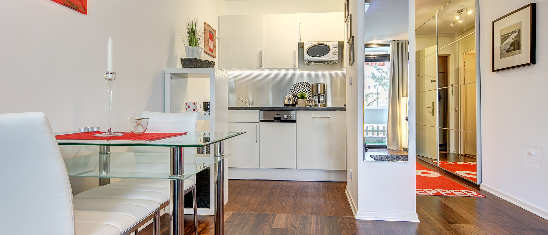 квартира München Schwabing-West 04 гостиная 9823
