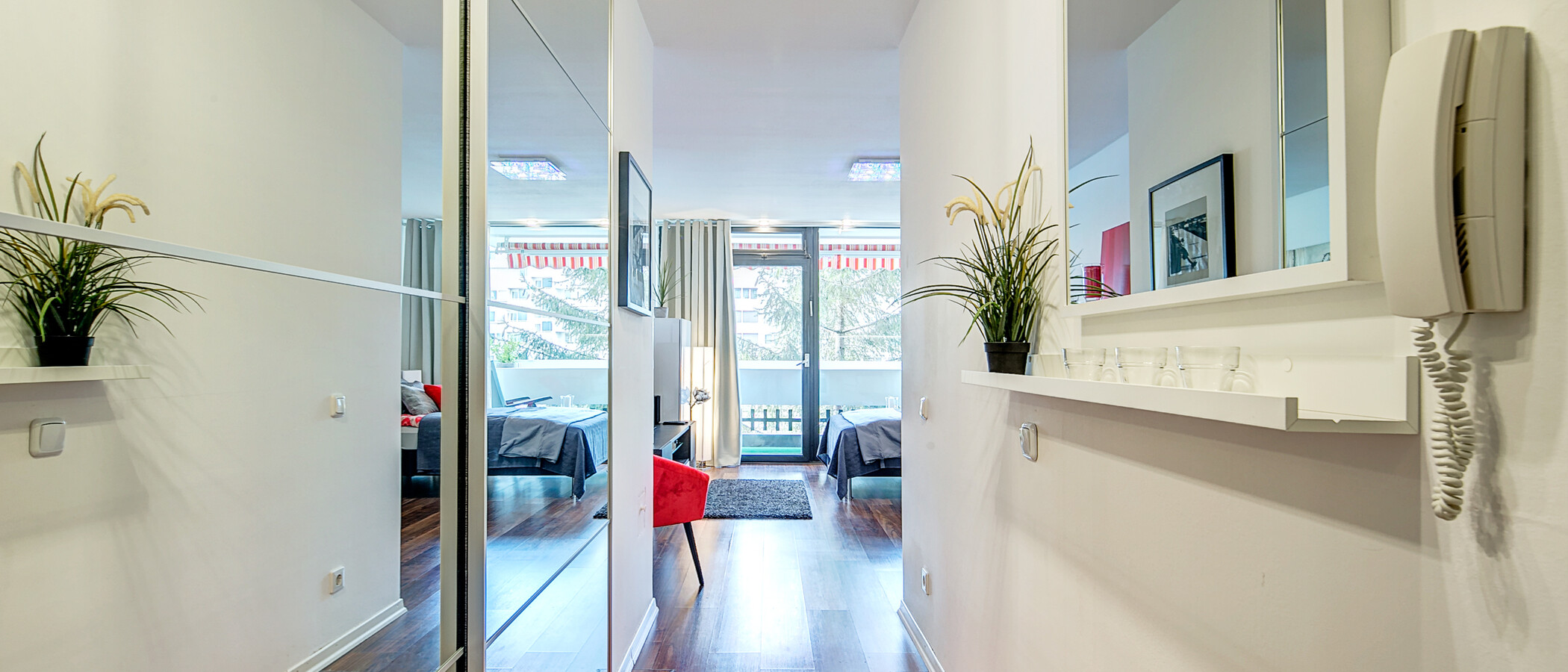 квартира München Schwabing-West 01 коридор 9823