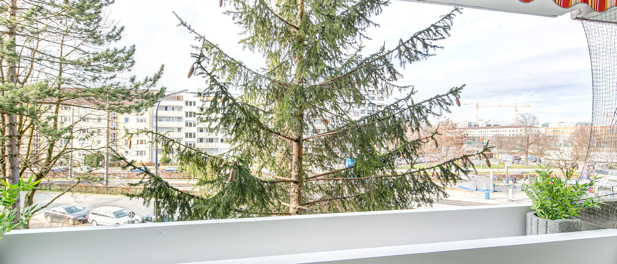квартира München Schwabing-West 01 вид из окна 9823
