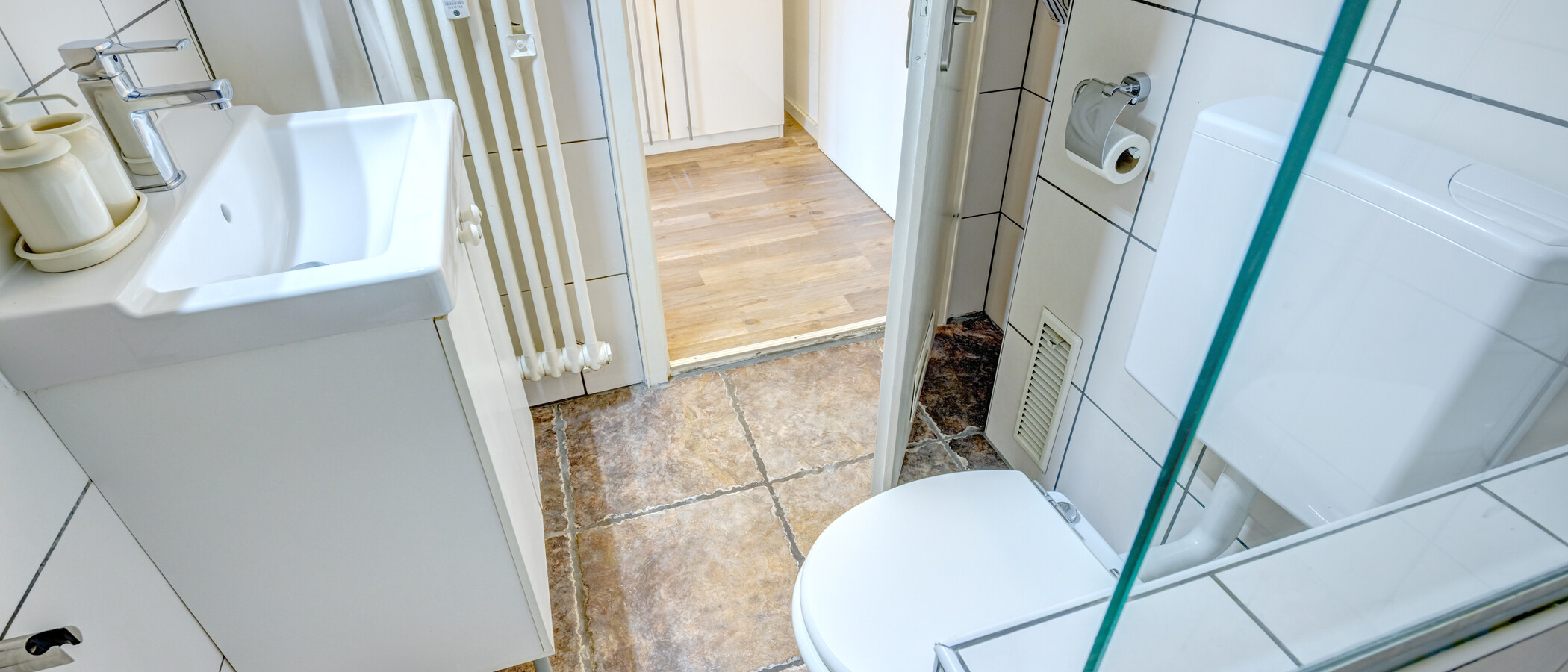 квартира München Milbertshofen 03 ванная комната 9863