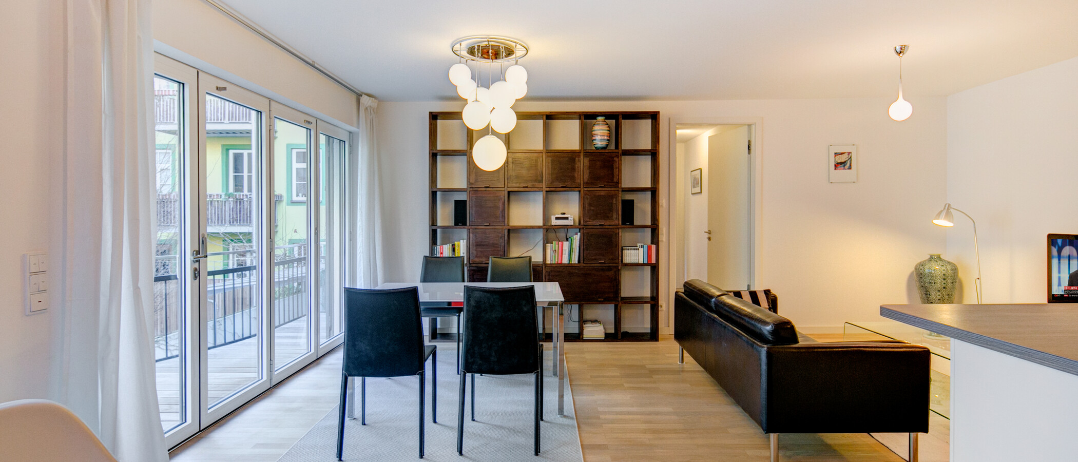 квартира München Maxvorstadt - Universitätsviertel 04 гостиная 9869