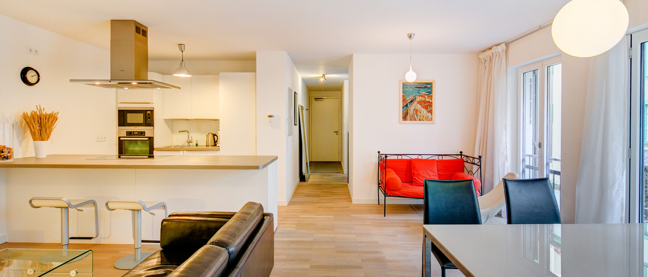 квартира München Maxvorstadt - Universitätsviertel 06 гостиная 9869