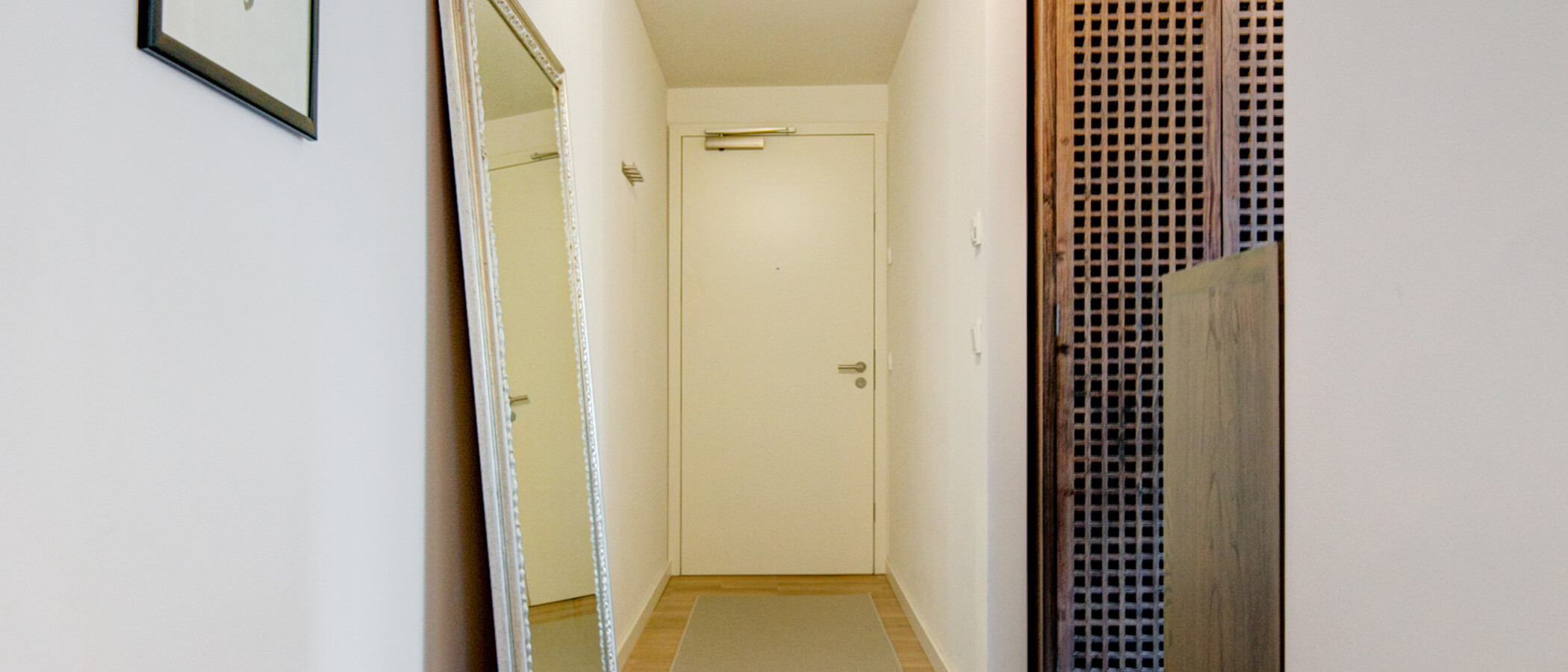 квартира München Maxvorstadt - Universitätsviertel 01 коридор 9869