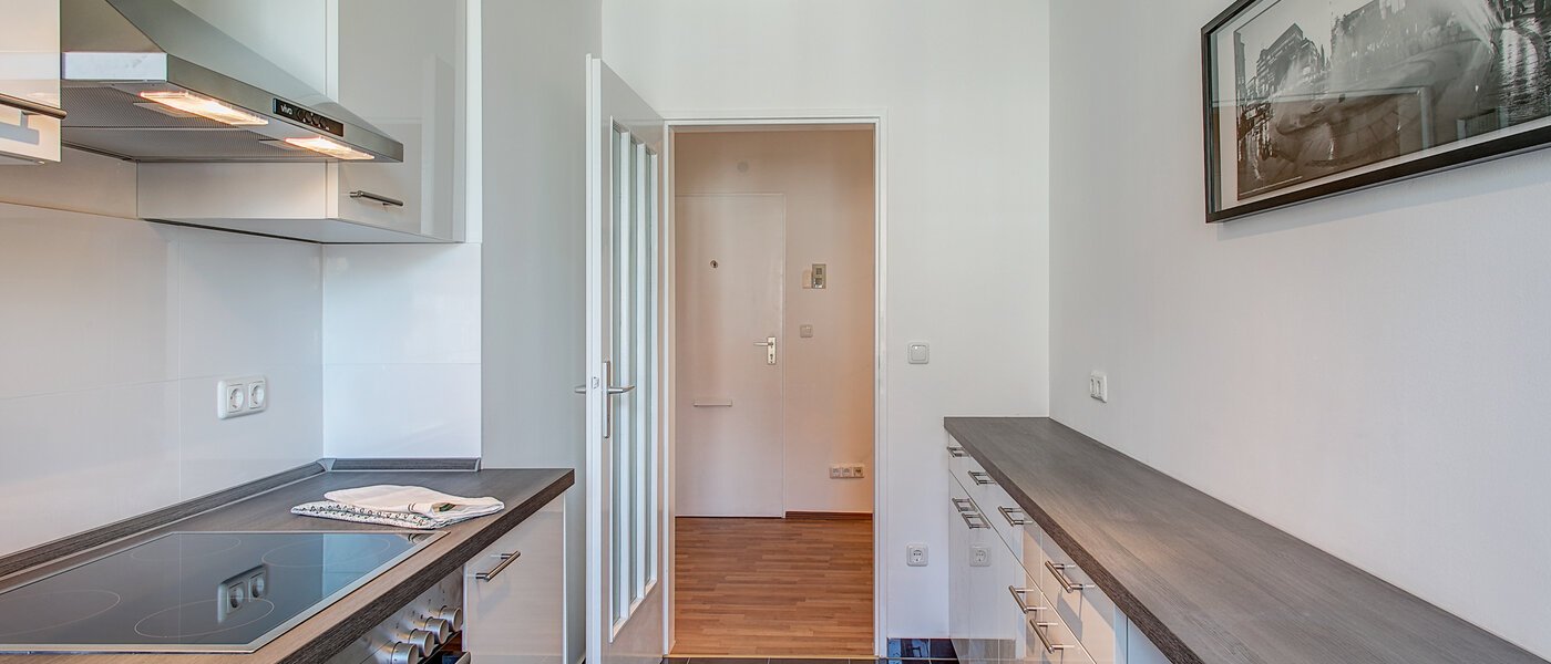 квартира München Schwabing 02 кухня 9871