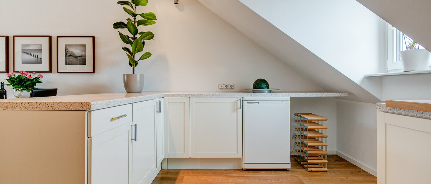 мансардная квартира München Thalkirchen 04 кухня 9893