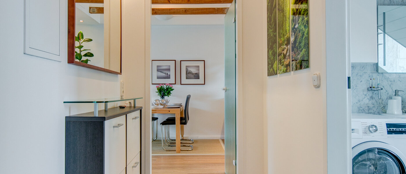 мансардная квартира München Thalkirchen 01 коридор 9893