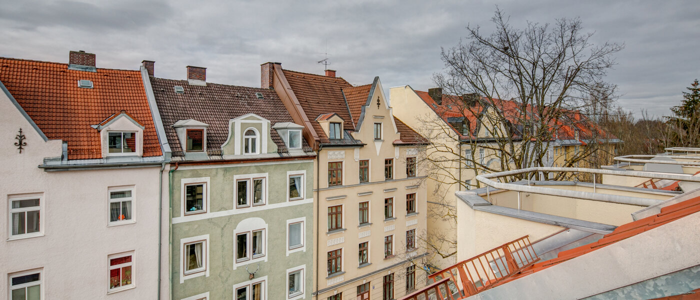 мансардная квартира München Thalkirchen 01 вид из окна 9893