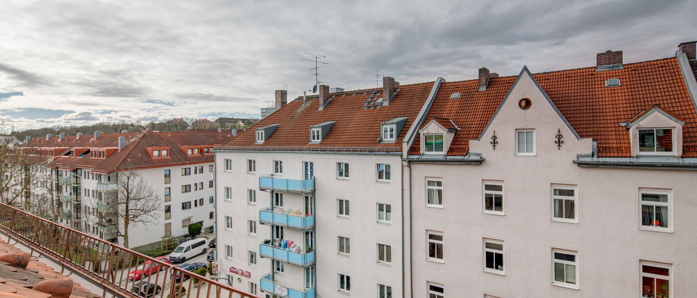 мансардная квартира München Thalkirchen 02 вид из окна 9893