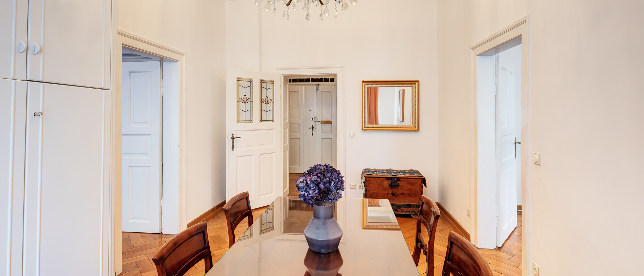 квартира München Schwabing-Nord (zw. Belgrad- & Leopoldstraße) 01 обеденный зал 9895