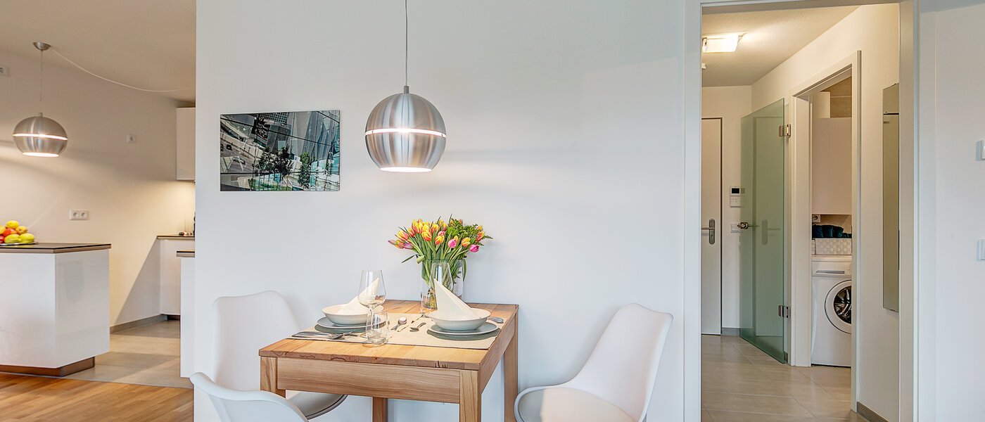 квартира München Schwabing-Georgenschwaige 05 гостиная 9904