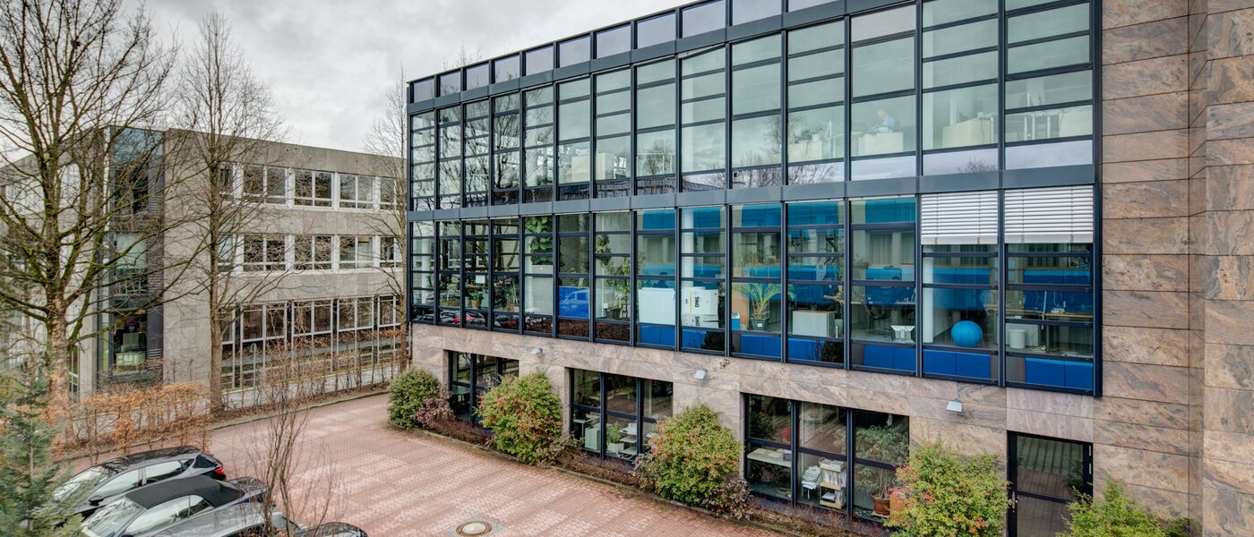 квартира Ismaning 01 вид из окна 9908