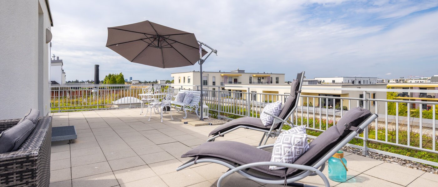 квартира München Messestadt Riem 03 терраса с крышей 9917