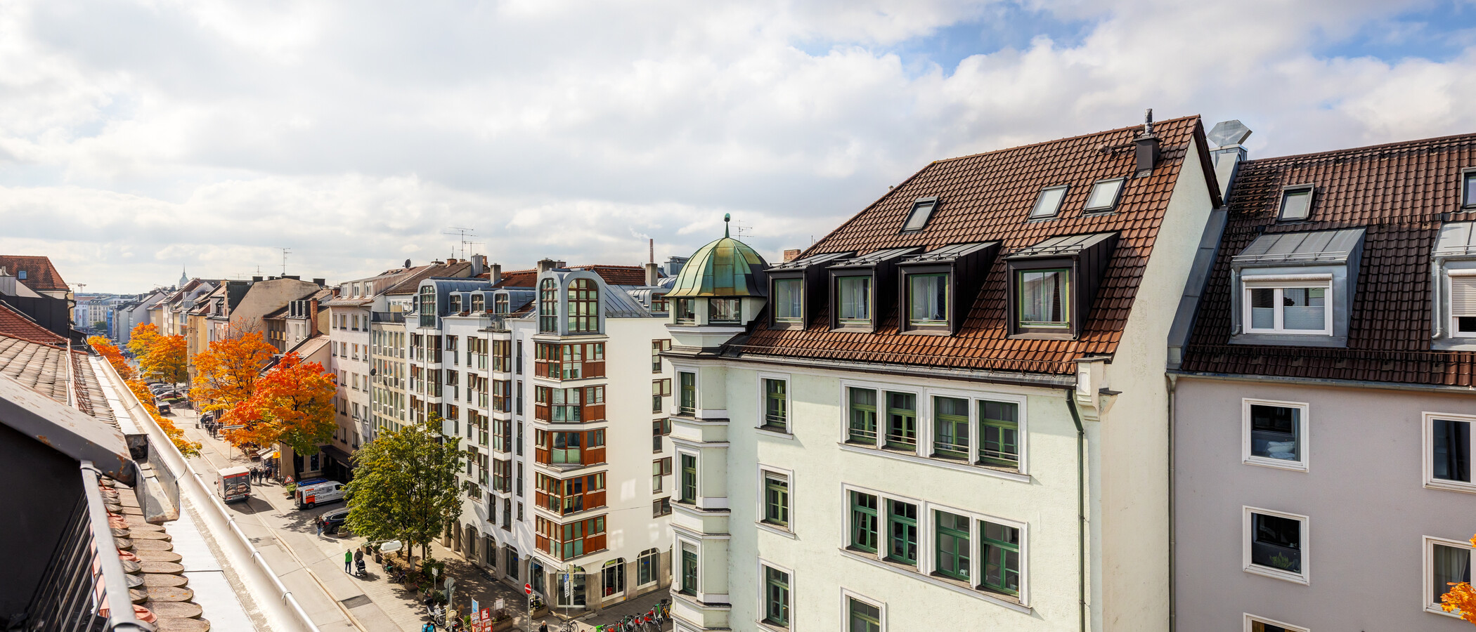 двухэтажная квартира-галерея München Maxvorstadt - Museumsviertel 01 вид из окна 9925