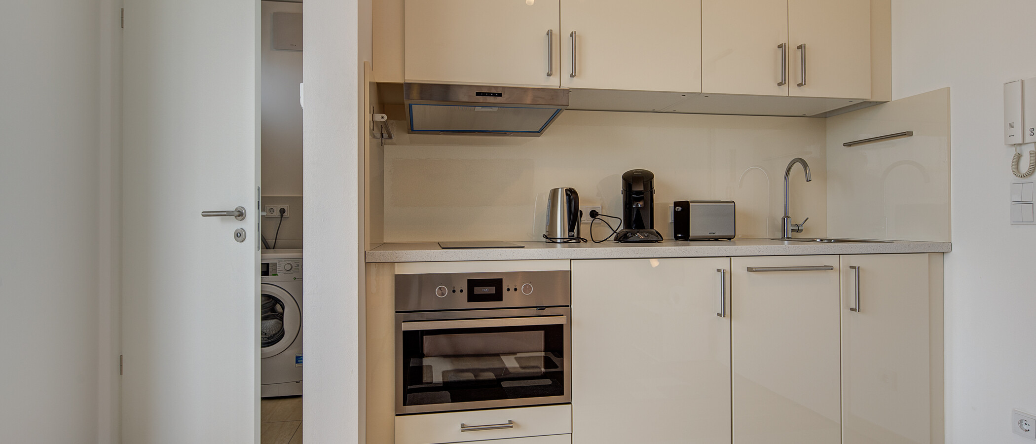 квартира München Messestadt Riem 01 кухня 9927