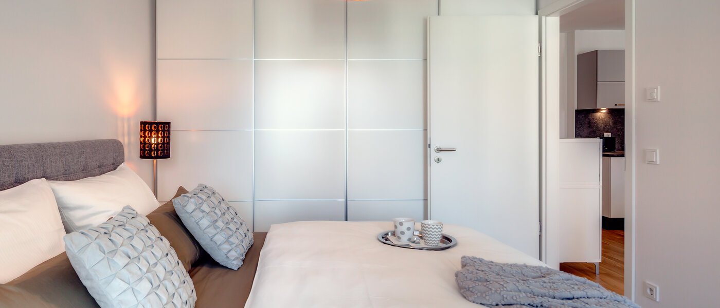 квартира München Lehel 04 спальная комната 9937