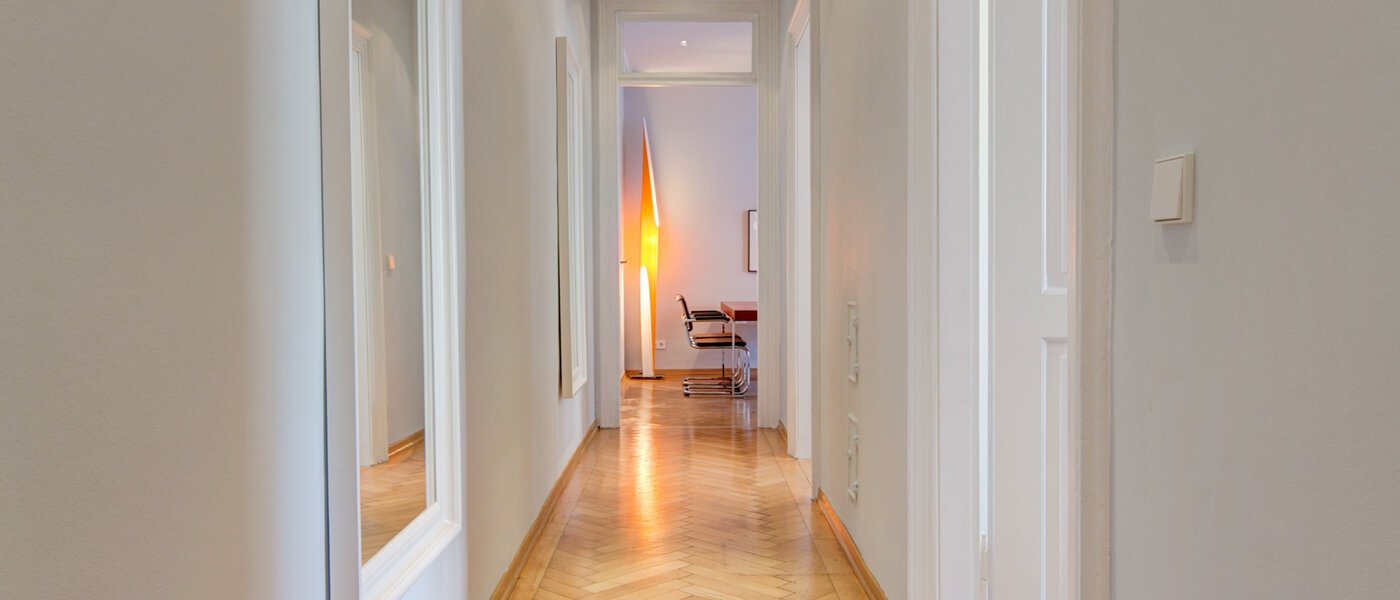 квартира München Gärtnerplatzviertel 03 коридор 9966