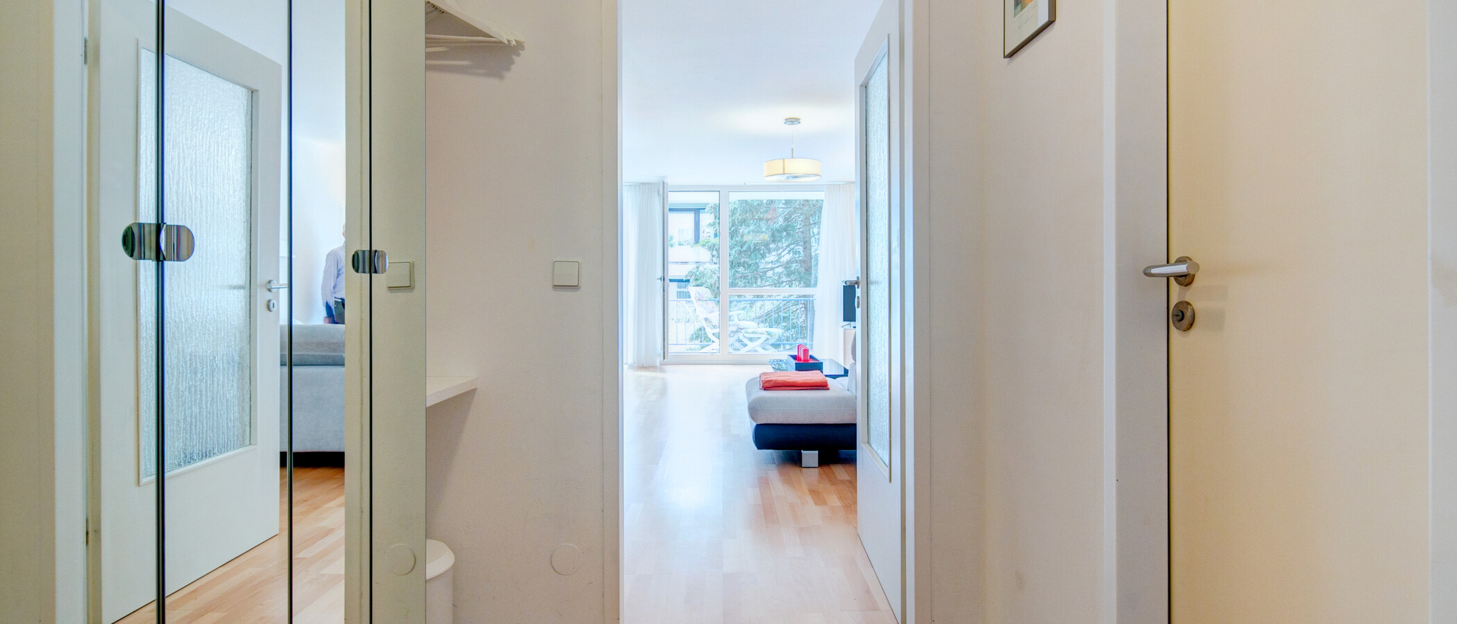 квартира München Schwabing-West 01 коридор 9967