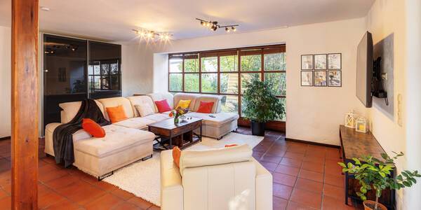 Половина двухквартирного жилого дома с 6.5 комнатами | Мюнхен-Obersendling | 14567