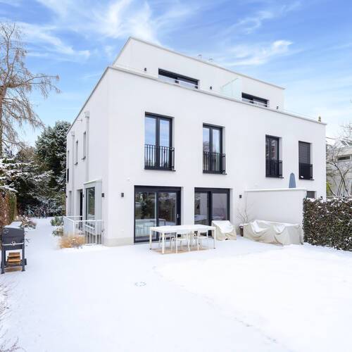 Половина двухквартирного жилого дома с 5 комнатами | Мюнхен-Pasing | 14721