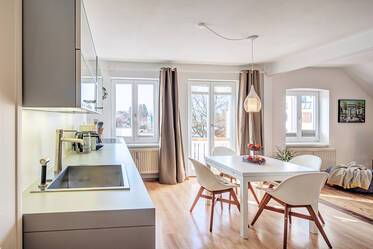 Центральный Starnberg-Percha: солнечная 2-комнатная квартира