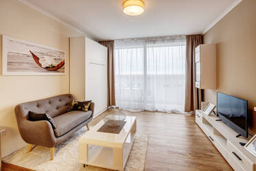 Прекрасно меблированная квартира в Arabellapark