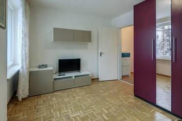 Меблированная квартира рядом с Исартором