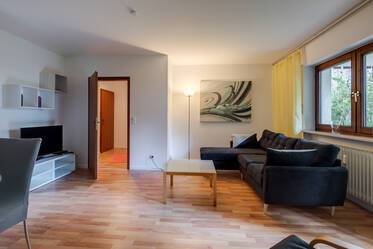 Недавно отремонтированная квартира с садовым участком и интернетом