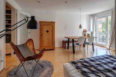 Красиво меблированная квартира в Nymphenburg