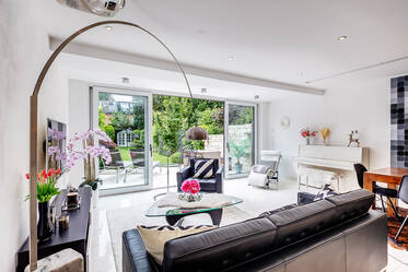 Объект премиум-класса: Эксклюзивно меблированный Таун-хаус в Bogenhausen