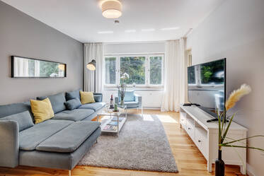Красиво меблированная квартира в Planegg