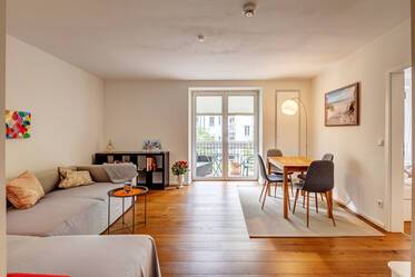 Красиво меблированная квартира в Schwabing-West