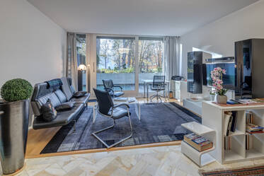Светлая меблированная квартира в Nymphenburg