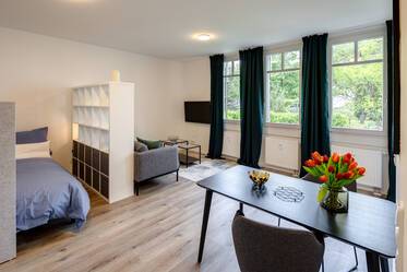 Grasbrunn/Vaterstetten, новая мебель и фурнитура