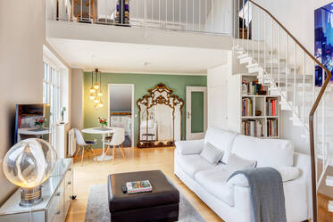 Gemütliche Galeriewohnung in Bogenhausen