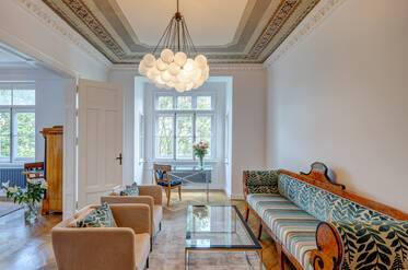 Высококачественная историческая квартира в престижном месте