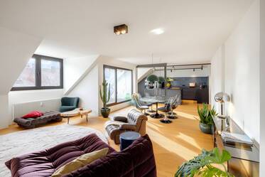 Дизайнерская двухуровневая квартира — уникальная и необычная