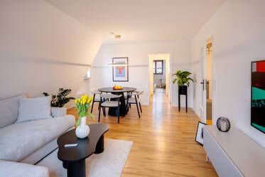 Эксклюзивно меблированная мансардная квартира в Isarvorstadt