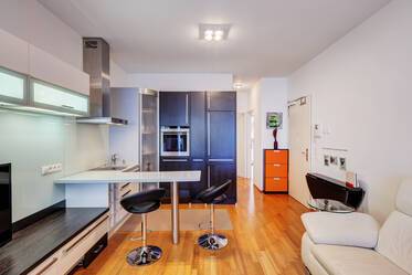 Лучшее расположение в Schwabing, недалеко от Münchner Freiheit 