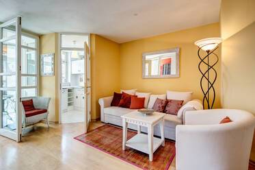 Эксклюзивно меблированная квартира в Schwabing