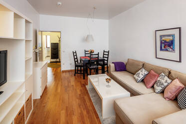 Эксклюзивно меблированная квартира в Schwabing